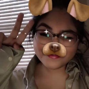 Meet your Posher, Elyce